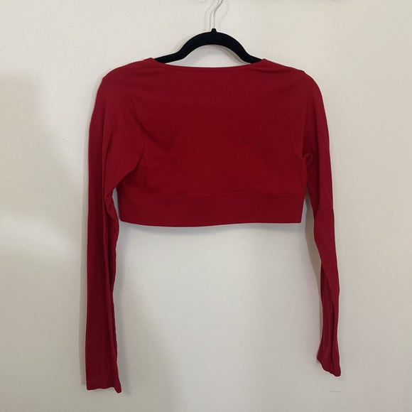 SEAMLESS DEEP PLUNGE LONG SLEEVE TEE - Picture 2 of 5